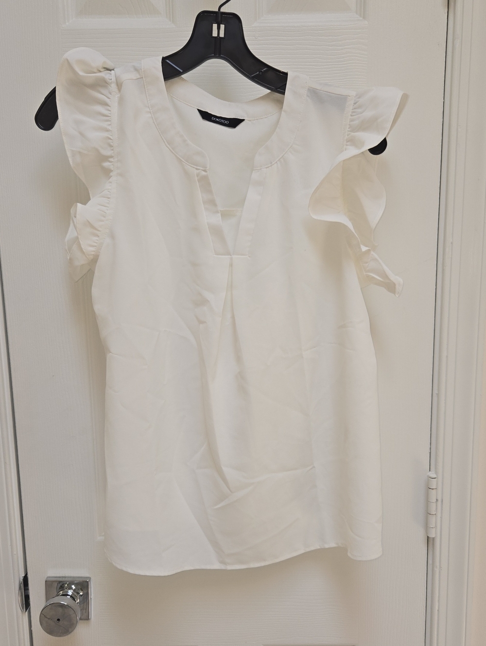 Round Neck White Ruffle Sleeve Blouse by Unknown